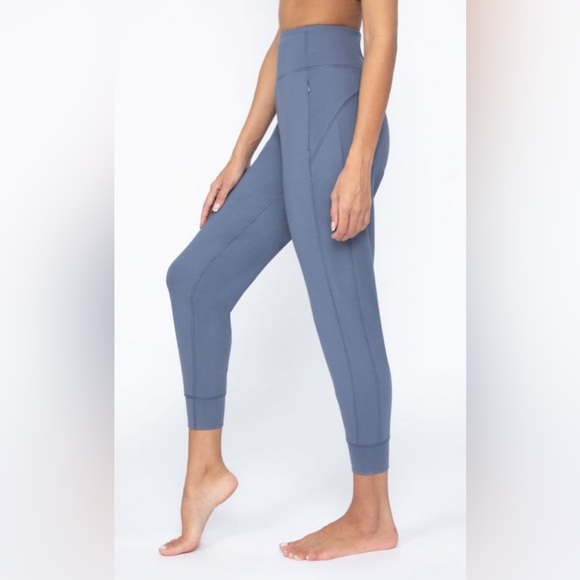 90 Degree By Reflex Interlock Greenwich Jogger with Zipper Pockets and Back Yoke - Picture 1 of 3